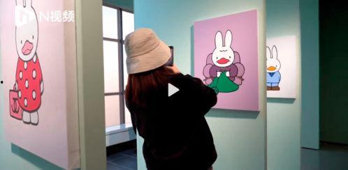 米菲兔吃瓜,米菲兔的夏日瓜趣时光