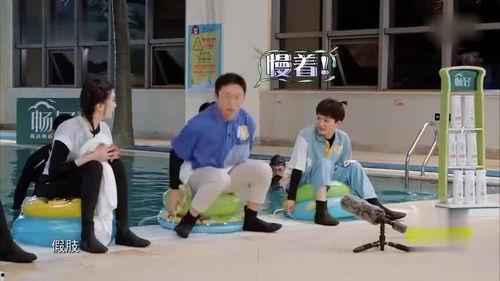 吃瓜翻车搞笑视频,搞笑视频笑翻众人