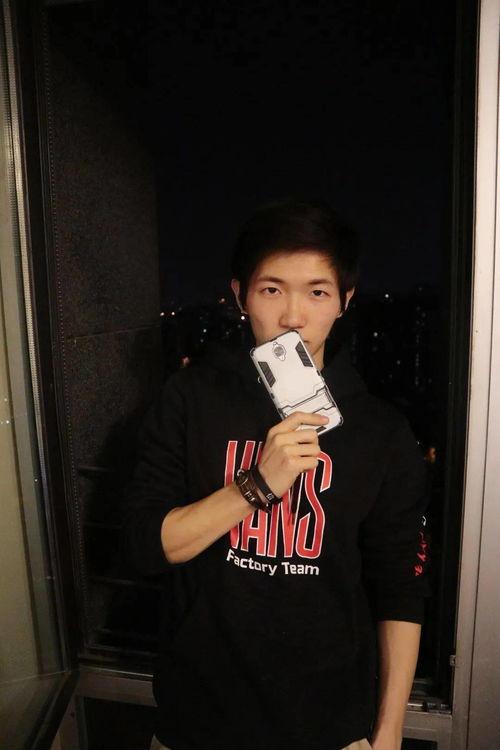 张凯生日吃瓜,娱乐圈吃瓜盛宴